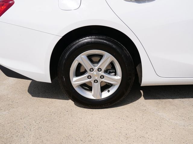 2024 Chevrolet Malibu 1LT - Photo 11