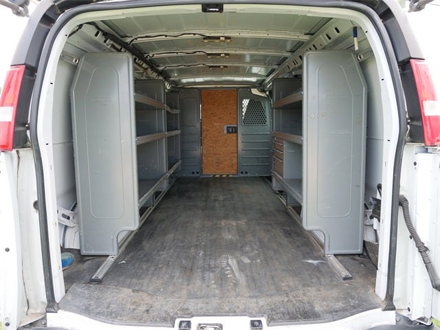 2022 Chevrolet Express 2500 Work Van Cargo