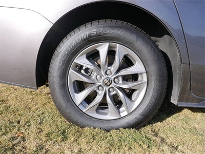 2021 Toyota Sienna XLE 8 Passenger