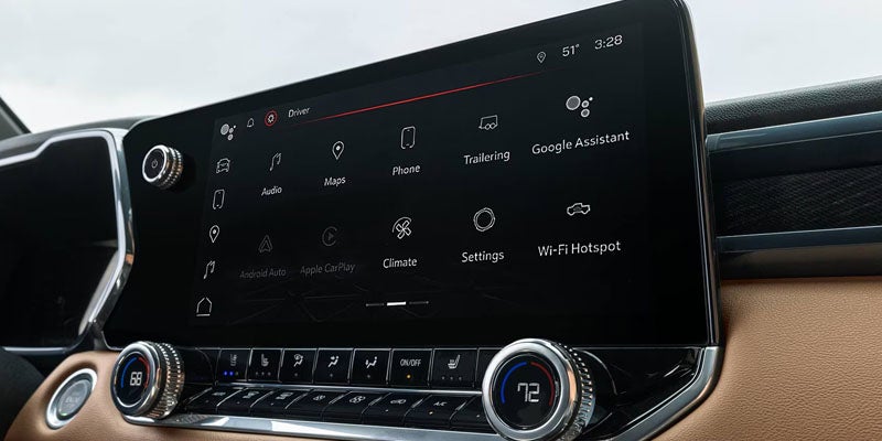2026 GMC Canyon Elevation dashboard and infotainment display
